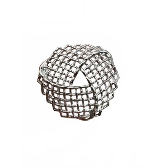 Sarah Coventry Jewelry - Sarah Coventry Silver-Tone Woven Mesh Brooch Pin